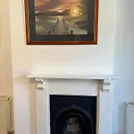 Luton Town House Near Airport